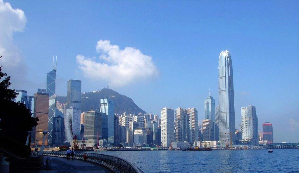 香港公司的年審能否提前辦理？